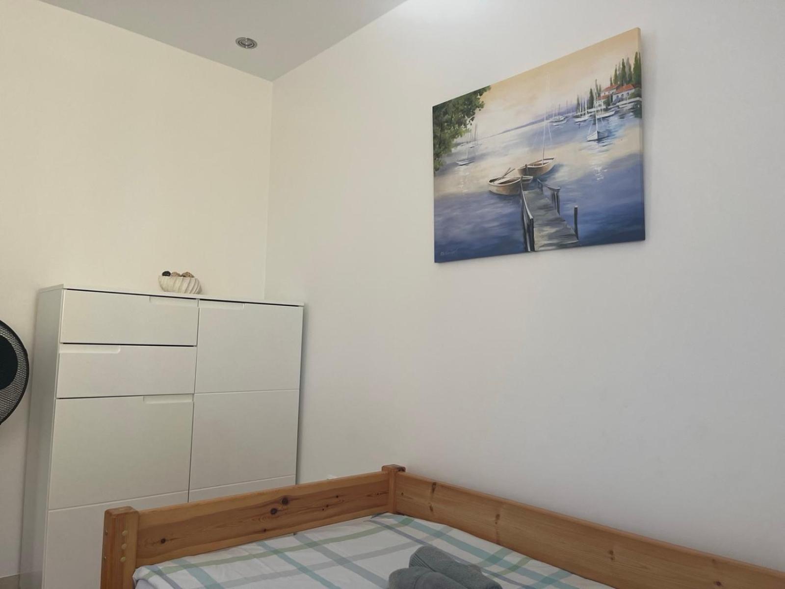 Sinisa Apartment Vir