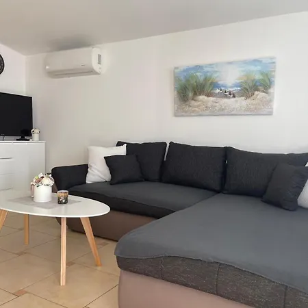 Sinisa Apartman Vir Exterior photo