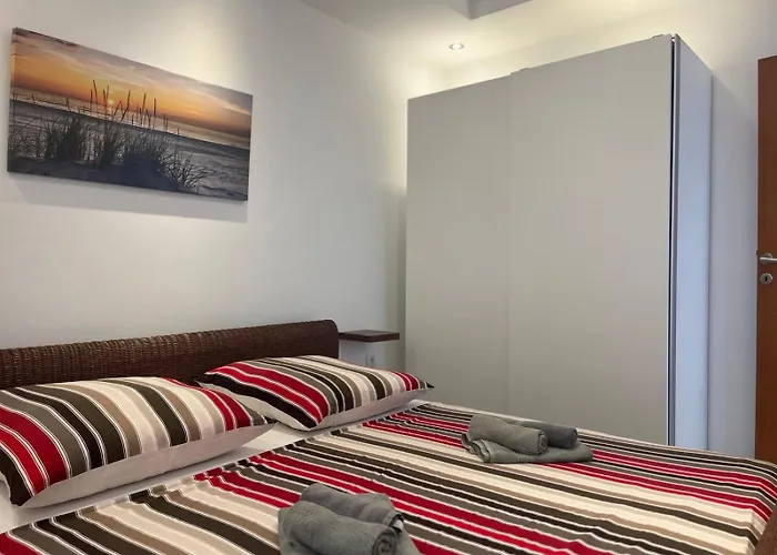 Sinisa Apartman Vir