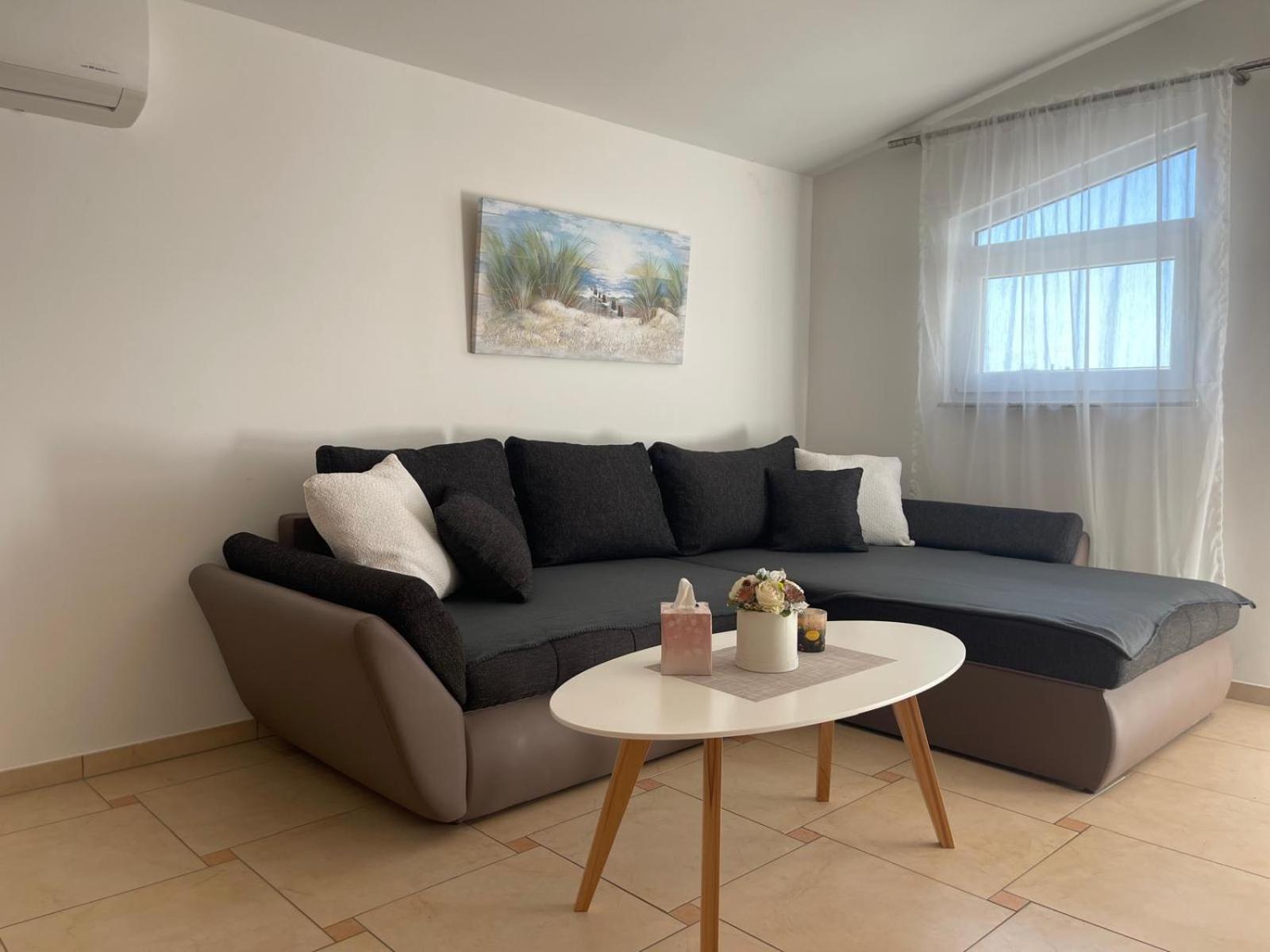 Sinisa Apartment