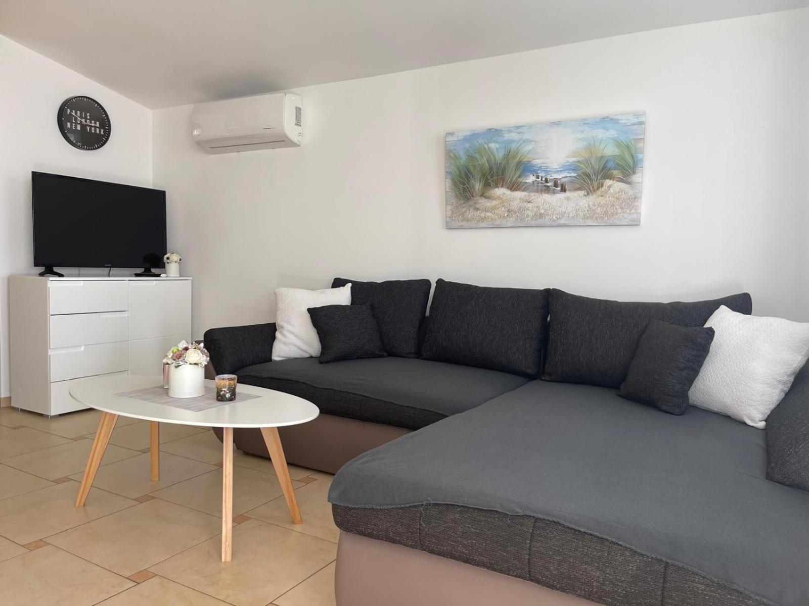 Apartment Sinisa *