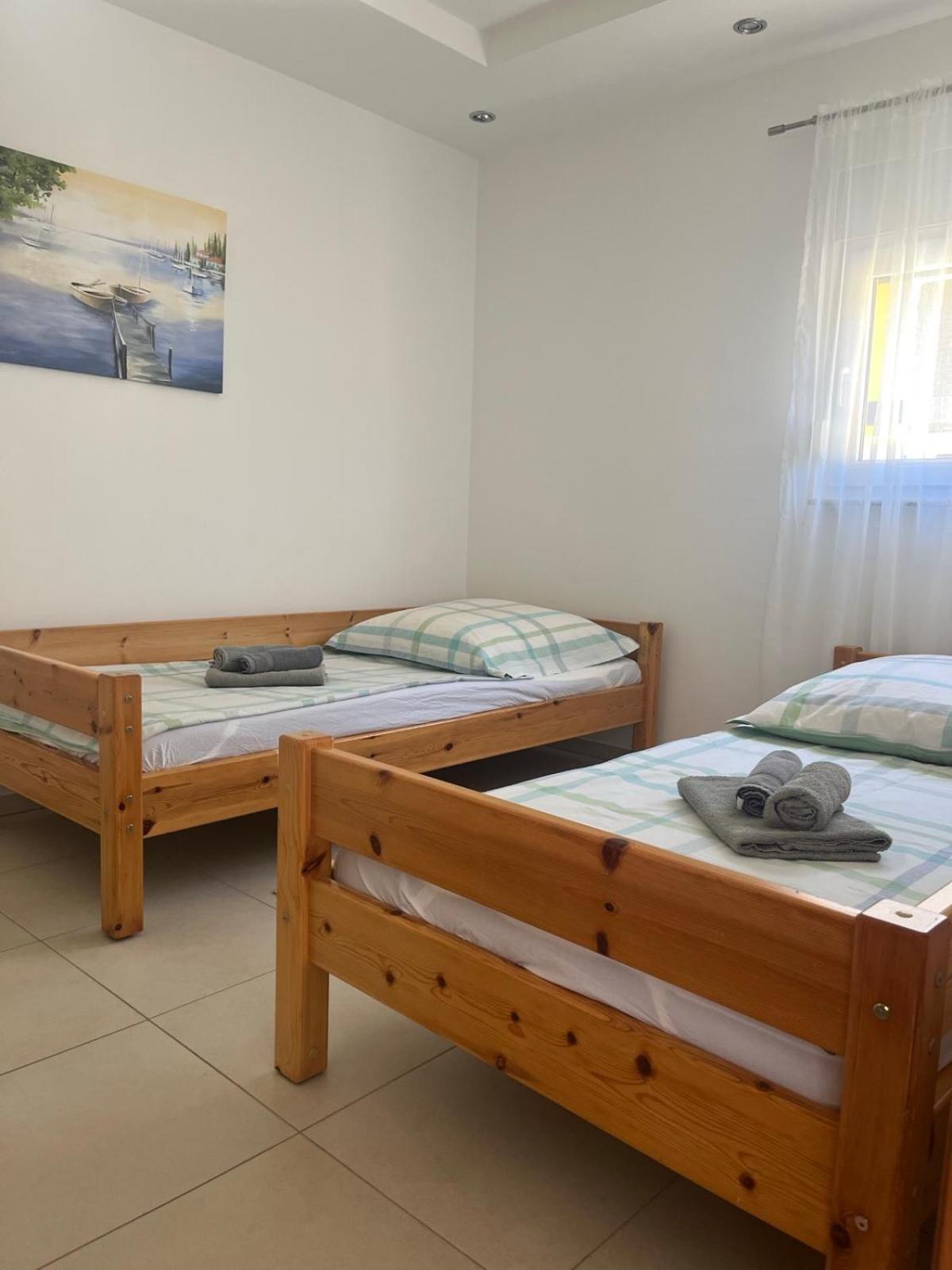Apartment Sinisa *